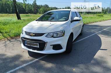 Седан Chevrolet Aveo 2018 в Киеве