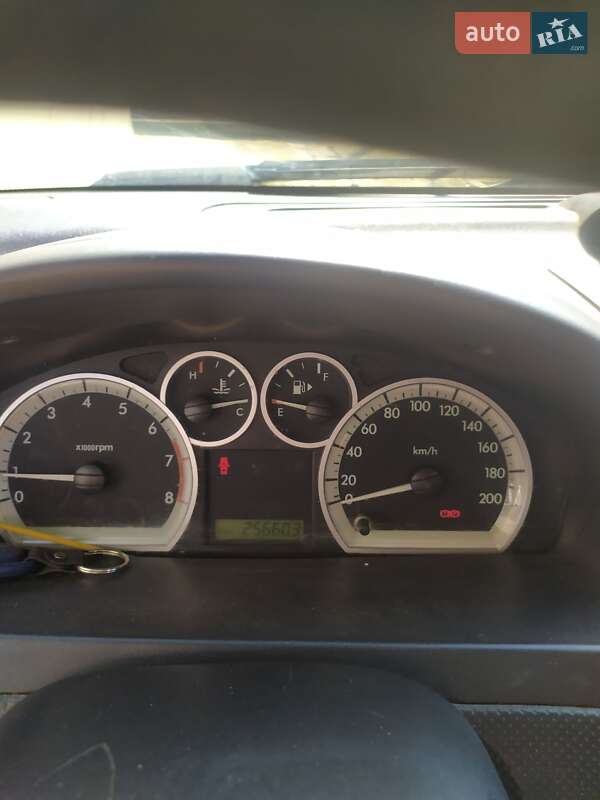 Седан Chevrolet Aveo 2007 в Тернополі