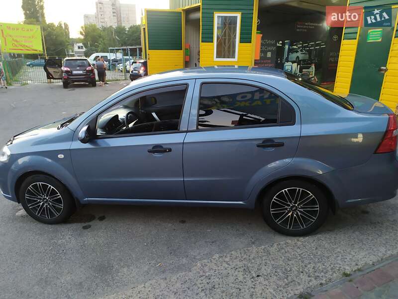 Седан Chevrolet Aveo 2007 в 
