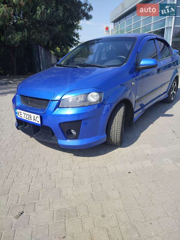 Седан Chevrolet Aveo 2006 в Павлограде