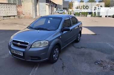 Седан Chevrolet Aveo 2011 в Києві