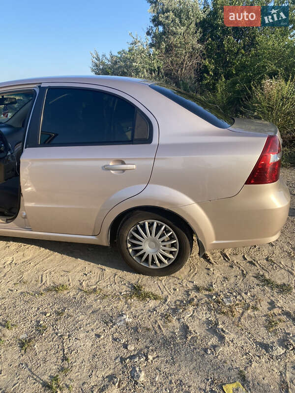 Седан Chevrolet Aveo 2008 в Запорожье