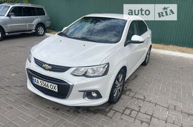 Седан Chevrolet Aveo 2017 в Києві