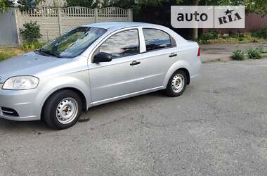 Седан Chevrolet Aveo 2008 в Днепре