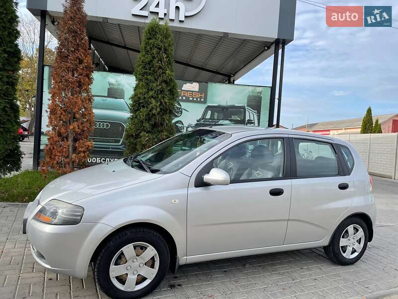 Хетчбек Chevrolet Aveo 2008 в Здолбуніві