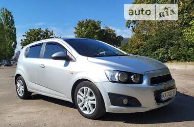 Хэтчбек Chevrolet Aveo 2012 в Киеве