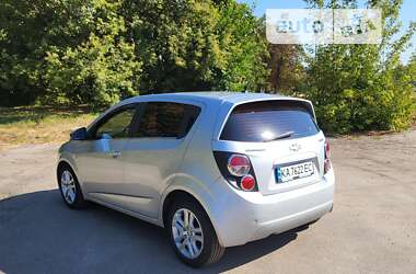 Хэтчбек Chevrolet Aveo 2012 в Киеве