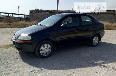 Седан Chevrolet Aveo 2005 в Каменском