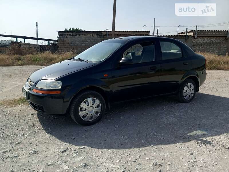 Седан Chevrolet Aveo 2005 в Кам'янському