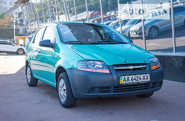 Седан Chevrolet Aveo 2005 в Киеве