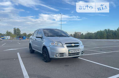 Седан Chevrolet Aveo 2009 в Києві