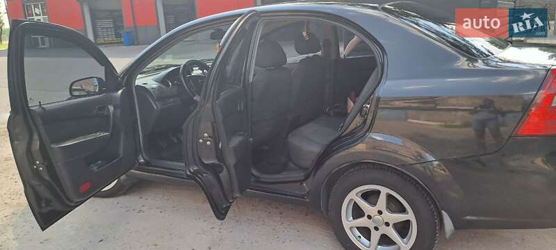 Седан Chevrolet Aveo 2007 в Запорожье
