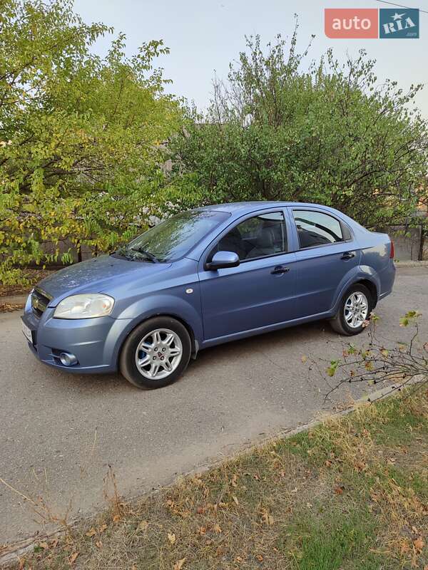Седан Chevrolet Aveo 2007 в Изюме