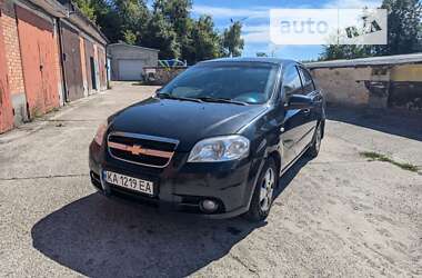 Седан Chevrolet Aveo 2010 в Києві