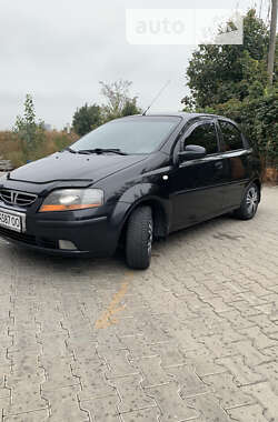 Седан Chevrolet Aveo 2006 в Києві