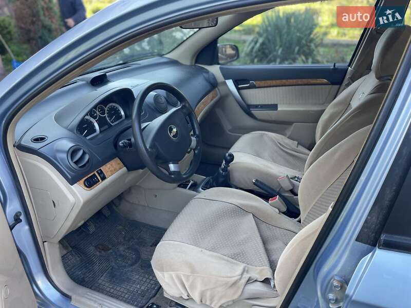 Седан Chevrolet Aveo 2007 в Львові