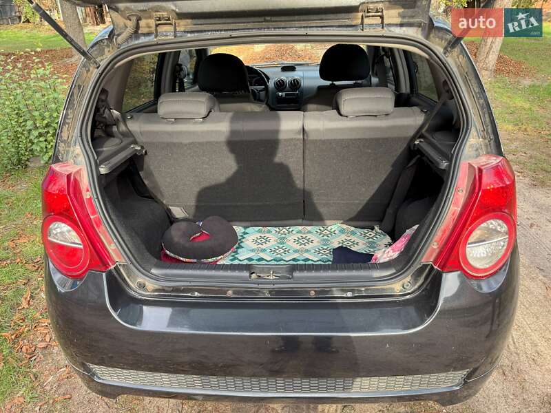 Хетчбек Chevrolet Aveo 2010 в Коростені