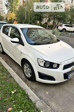 Хэтчбек Chevrolet Aveo 2012 в Киеве