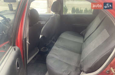 Седан Chevrolet Aveo 2004 в 