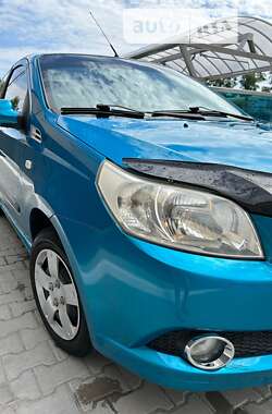 Хэтчбек Chevrolet Aveo 2008 в Киеве