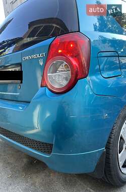 Хэтчбек Chevrolet Aveo 2008 в 