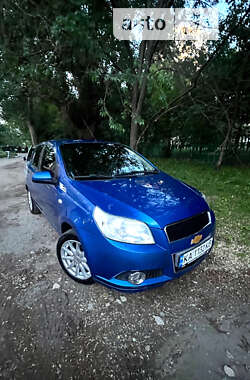 Хетчбек Chevrolet Aveo 2011 в Києві