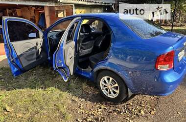 Седан Chevrolet Aveo 2006 в Черкассах