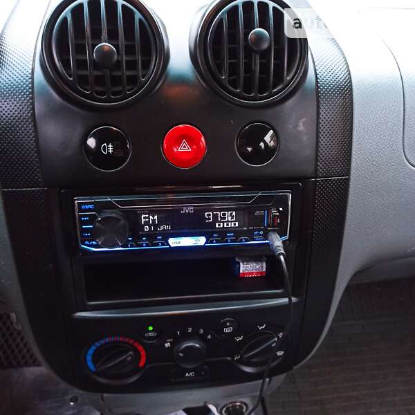 Седан Chevrolet Aveo 2005 в Черкассах фото 8 Седан Chevrolet Aveo 2005 в Черкассах