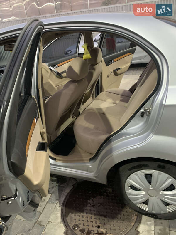 Седан Chevrolet Aveo 2007 в Запорожье