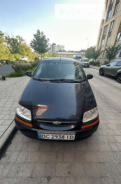 Седан Chevrolet Aveo 2005 в Львове