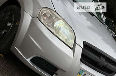 Седан Chevrolet Aveo 2008 в Львове