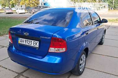 Седан Chevrolet Aveo 2006 в Броварах