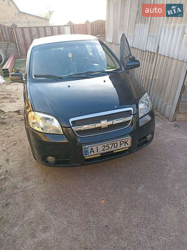 Седан Chevrolet Aveo 2006 в Киеве