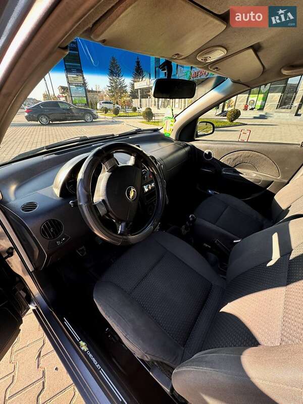 Хетчбек Chevrolet Aveo 2007 в Виноградові