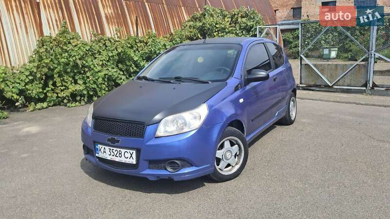 Хэтчбек Chevrolet Aveo 2008 в Киеве