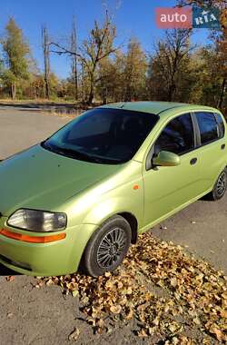 Хэтчбек Chevrolet Aveo 2005 в Кривом Роге