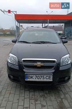 Седан Chevrolet Aveo 2011 в Ровно