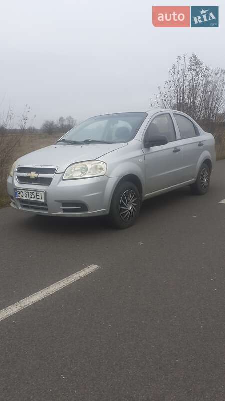 Седан Chevrolet Aveo 2007 в Вараше