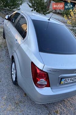 Седан Chevrolet Aveo 2012 в Ахтырке