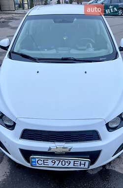 Хэтчбек Chevrolet Aveo 2012 в Черновцах