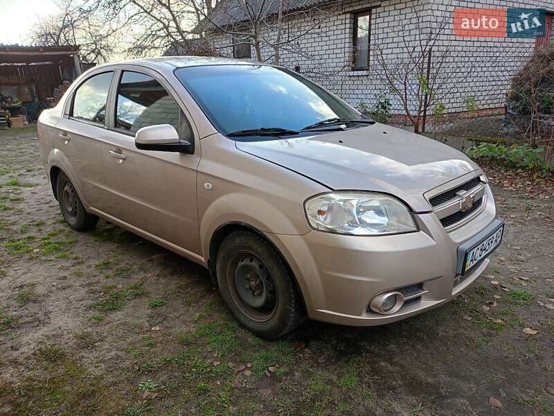 Седан Chevrolet Aveo 2008 в Любомлі