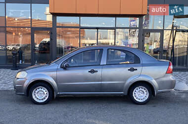 Седан Chevrolet Aveo 2008 в Киеве