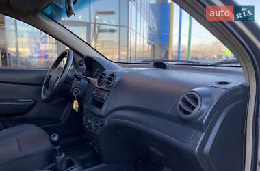 Седан Chevrolet Aveo 2008 в Киеве