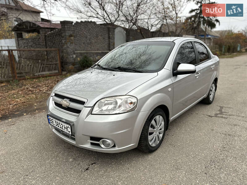 Седан Chevrolet Aveo 2008 в Новому Бузі