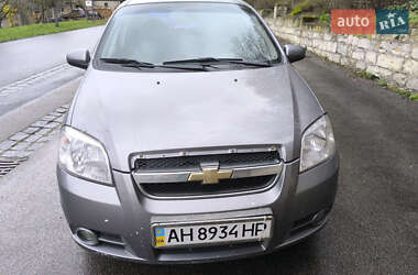 Седан Chevrolet Aveo 2011 в Києві