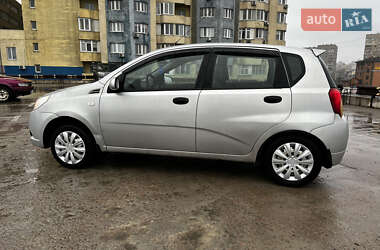 Хетчбек Chevrolet Aveo 2010 в Києві