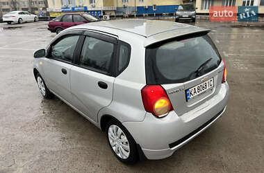 Хетчбек Chevrolet Aveo 2010 в Києві