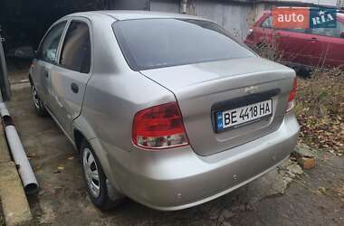 Седан Chevrolet Aveo 2005 в Миколаєві