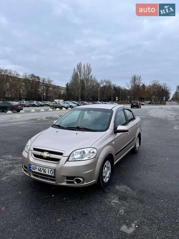 Седан Chevrolet Aveo 2008 в Запоріжжі