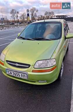 Седан Chevrolet Aveo 2005 в Києві